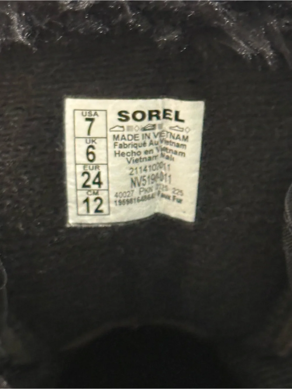 NWOT Sorel Kids Black and Blue Winter Boots with Yellow Polar Bear 7T